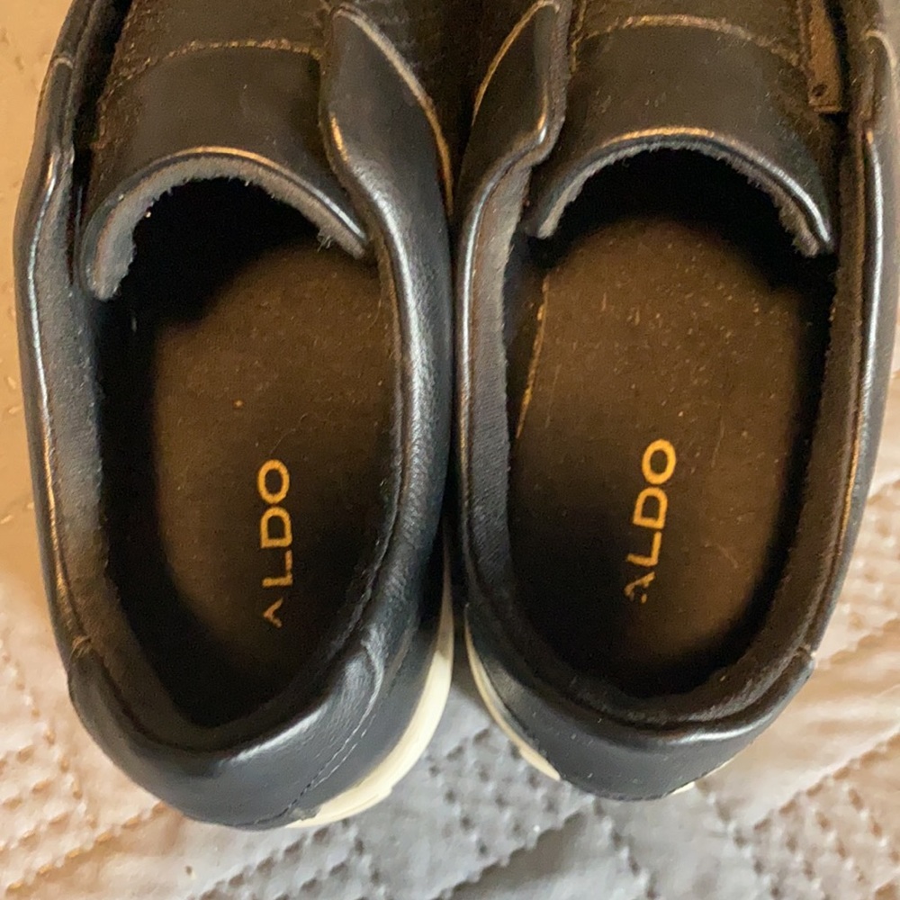 Aldo : Black Leather Sneaker - Size 6 - Picture 7 of 10